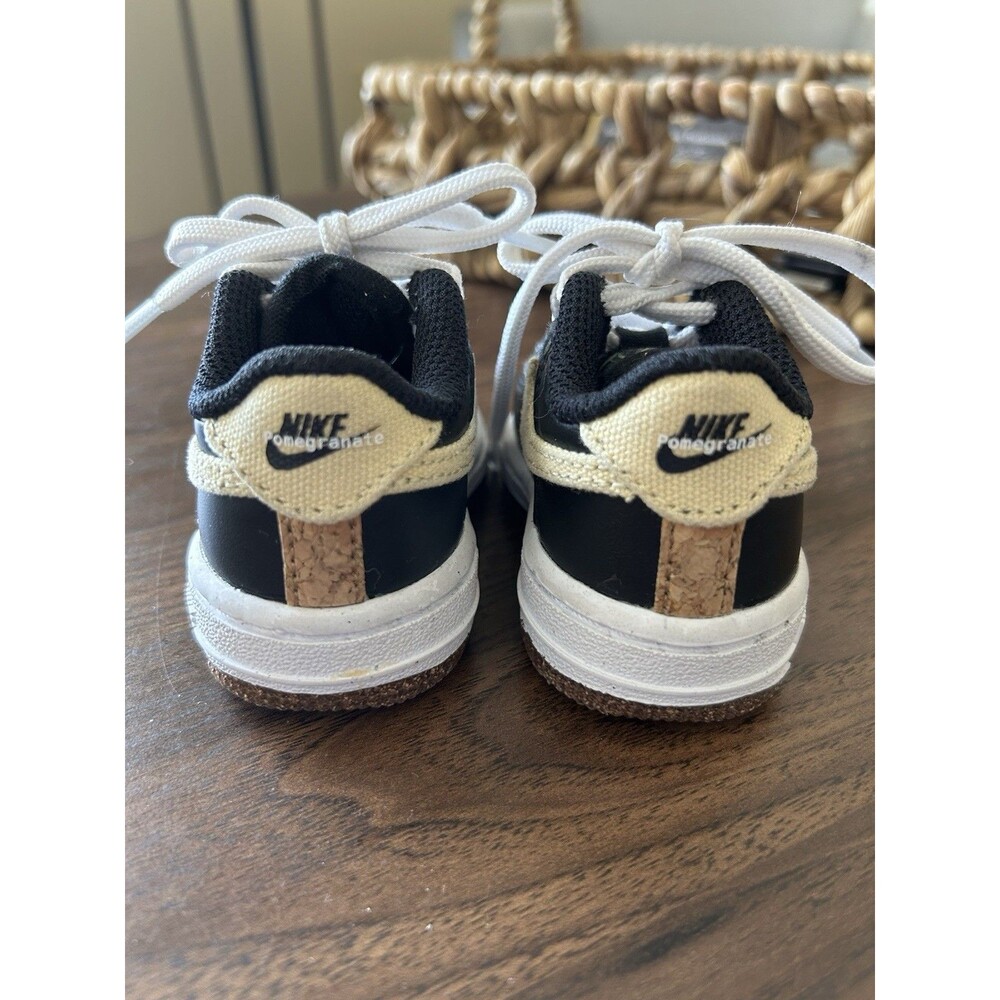 Nike Air Force 1 LV8 TD Toddler 2C Black Gold White Shoes CZ2663-001 - Picture 3 of 8